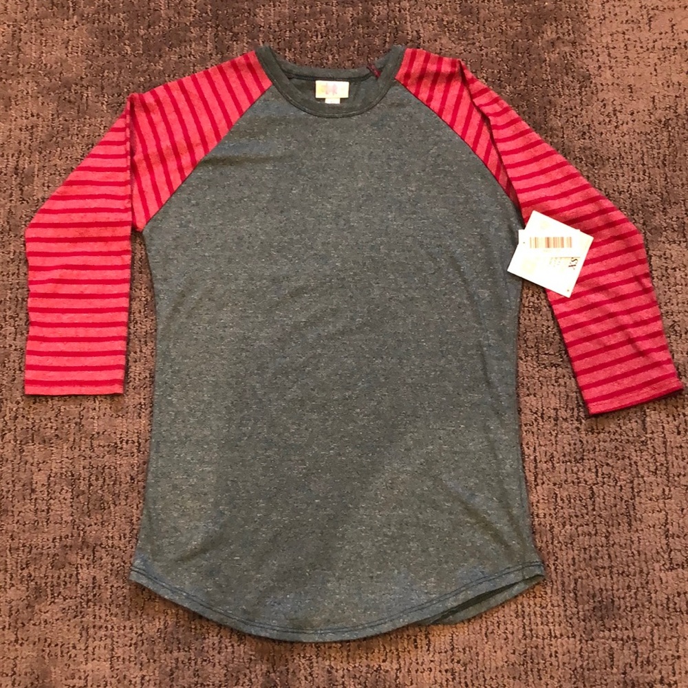 Brand new XS LuLaRoe Randy Tee